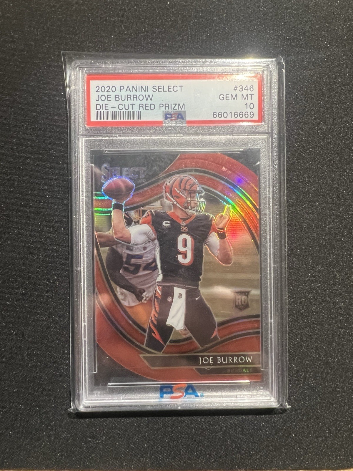 2020 Panini Select - Field Level Joe Burrow #346 Red Prizm Die-Cut (RC) PSA 10