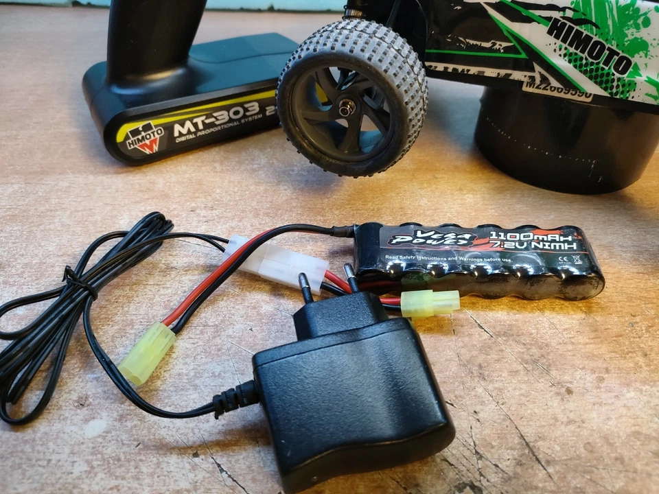 RC Himoto E18XT 1:18 Centro Truggy - Bild 2 von 4