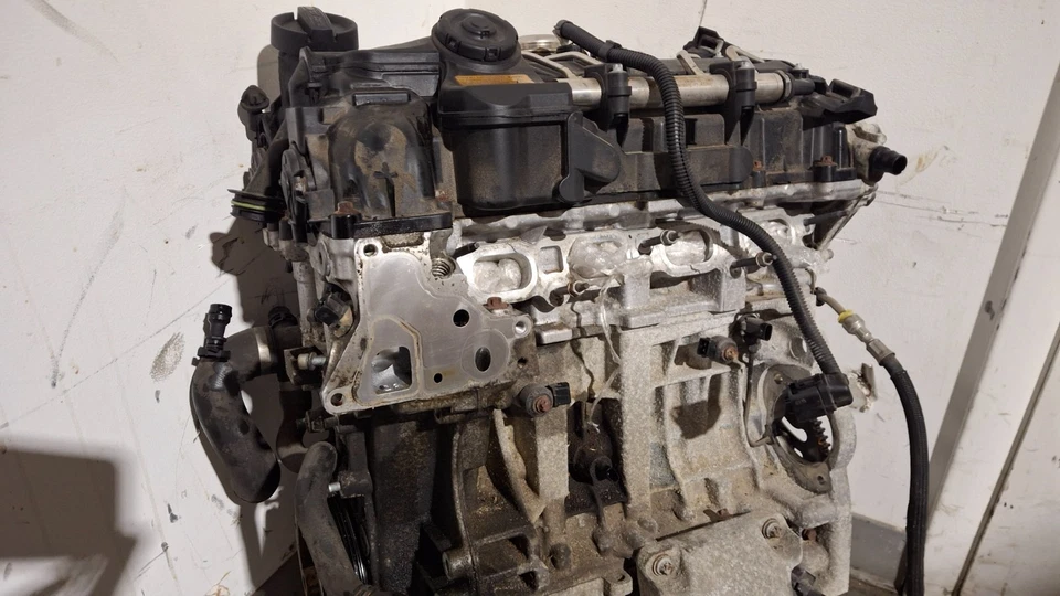 2013-2018 BMW 320i xDrive AWD 2.0L Engine Motor Assembly 134K Miles - Image 4 of 4