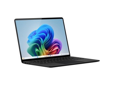 Microsoft Surface 13.8'' Copilot+ Laptop 7th Edition - 13.8'' PixelSense Flow