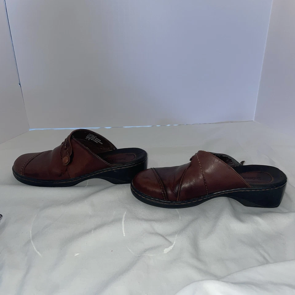 Zuecos Bjorndal Ivy de cuero marrón mulas tacón de cuña zapatos cómodos para mujer 7,5 M Foto 3 de 4