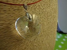 Tour De Cou Avec Pendentif Sphère à Facettes En Cristal AB - Câble Acier Cuivré - Longueur 14 Cm - Occasion Bon état