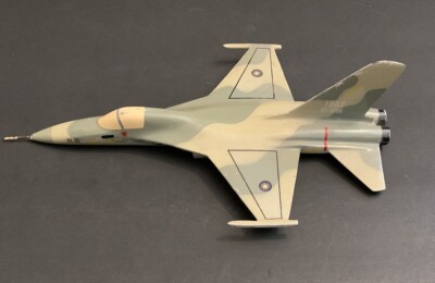 ALUMINUM Model airplane TAIWAN AIR FORCE Ching Kuo Desk top shelf model