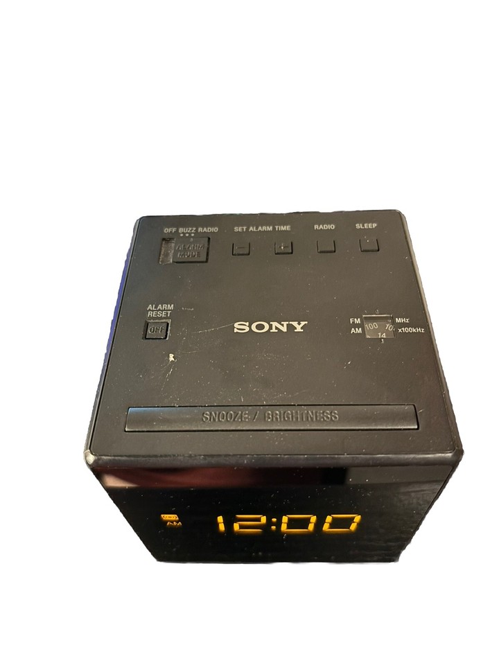 Sony Alarm Clock Radio Black (ICFC1TBLACK). With Manual. Tested