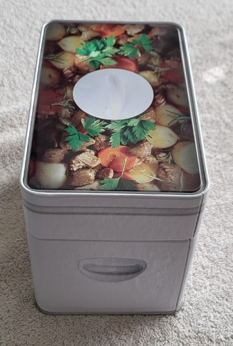 Crock-Pot Recipe Card Collection Tin, 80 Recipes & 24 Blank Cards, 5 Dividers - Picture 3 of 5