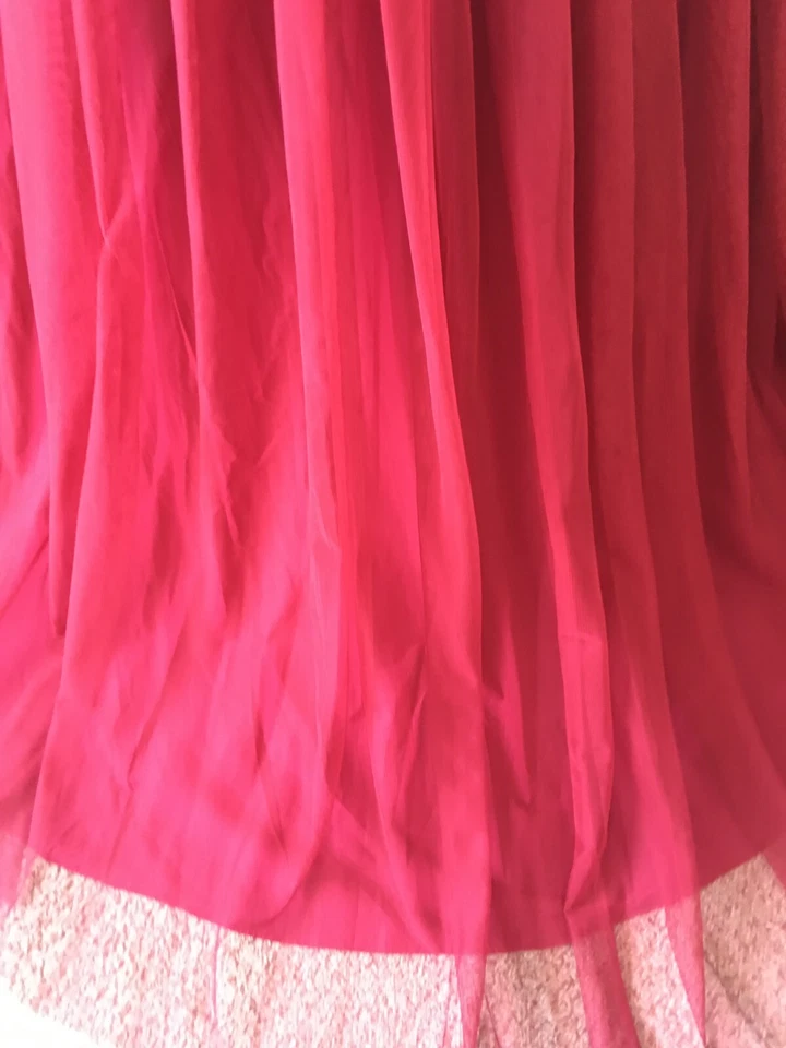 Maxi Falda Larga Formal de Gasa Roja Talla 6 de ASOS Falda Larga en Capas Completa HERMOSA Foto 2 de 4