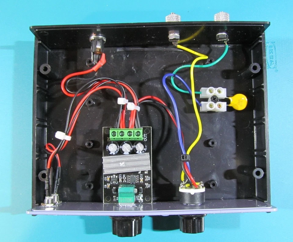 Model Train Controller Kit. New Compact Case. - Image 2 of 4