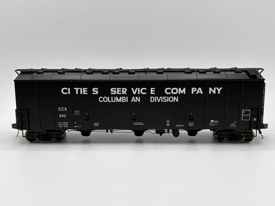 HO Scaletrains Rivet Counter SXT30265 Thrall 5750cf Carbon Black Hopper CCX #842 - Image 2 of 4