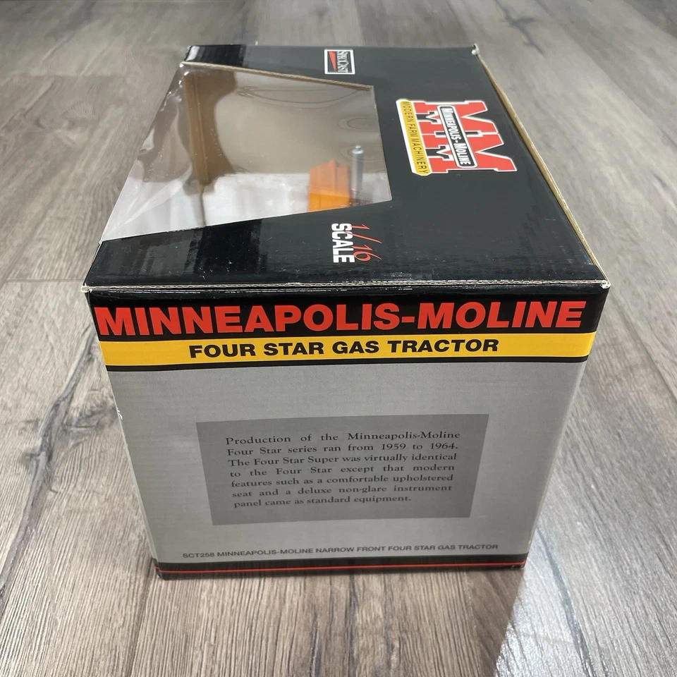 Trator a gás SpecCast Minneapolis Moline altamente detalhado quatro estrelas fundido em escala 1/16 - Imagem 4 de 4