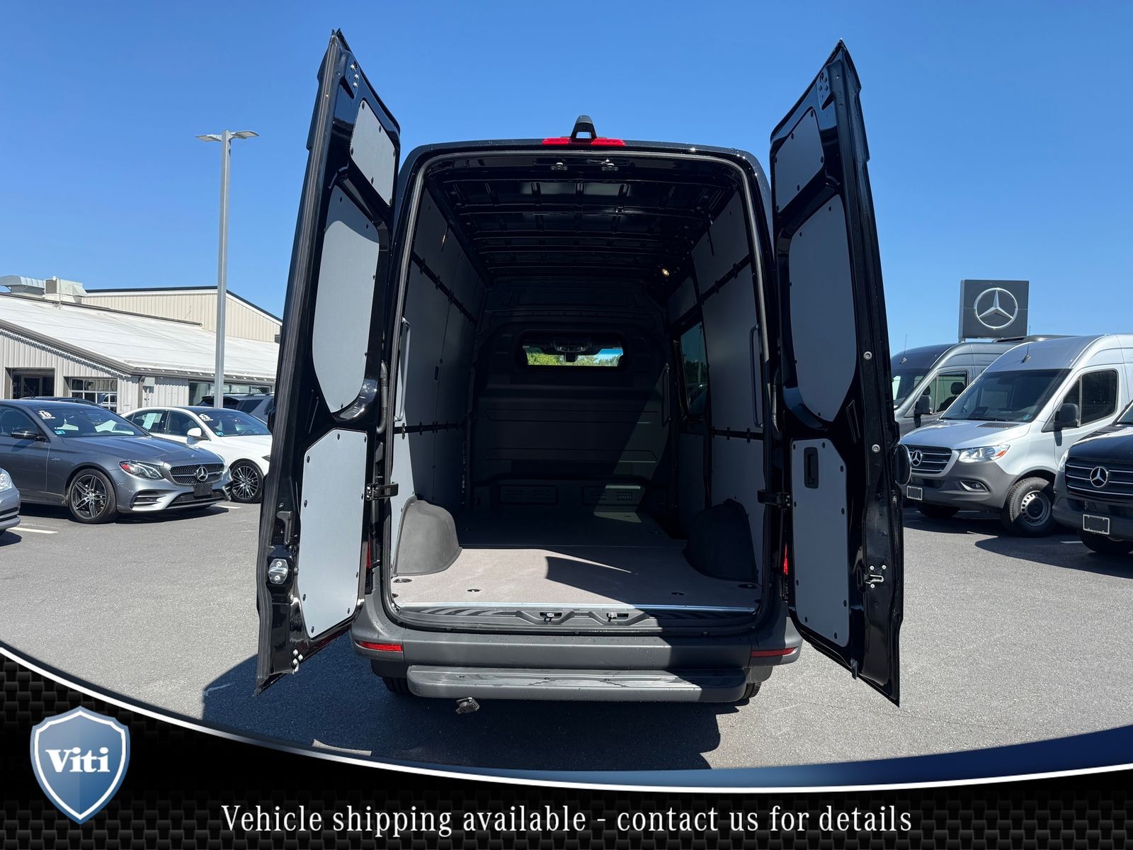 2025 Mercedes-Benz Sprinter 2500 Cargo 144 WB thumbnail 16