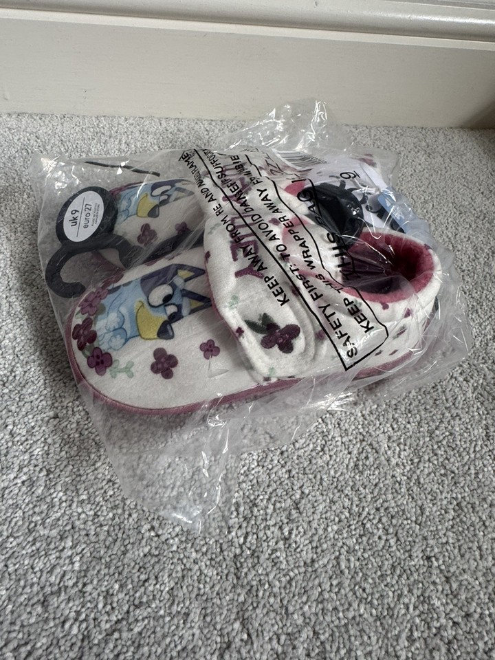 George Best Models Bluey @ George Cute Girls Slippers. Infant Size 9. New with Tags. | eBay UK
