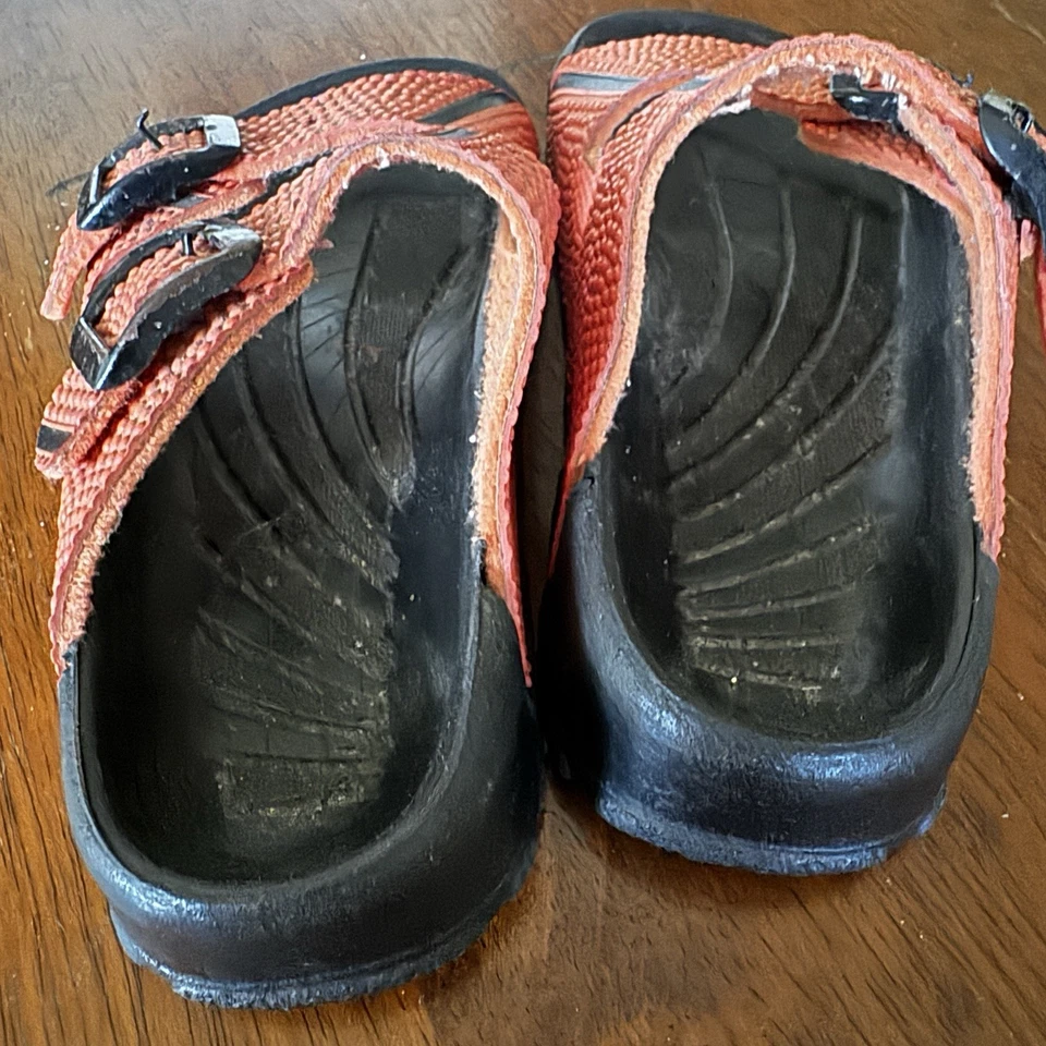 Birkenstock Youth Birki’s Vegan Barbados Strappy Sandal Orange Black Size 6-6.5 - Image 3 of 4