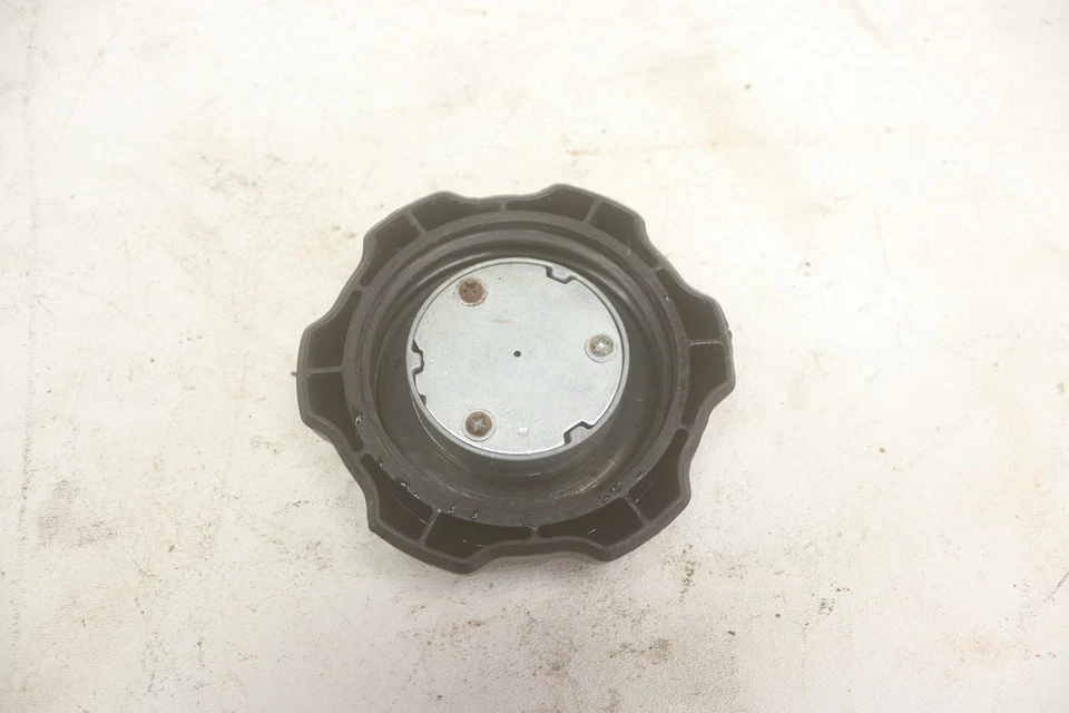 Yamaha Grizzly 450 EPS Hunter 14 Gas Cap 5KM-24610-00-00 51814 Foto 2 de 2