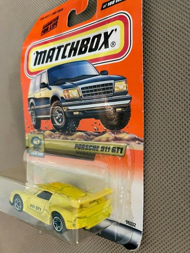 Mattel Matchbox Auto Porsche 911 GT1 Giallo #45 NUOVO (C34) - Foto 2 di 7