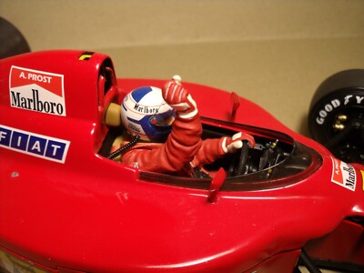 1/18 FIGURE F1 DRIVER 29 PROST DRIVING WINNER VROOM UNPAINTED GP