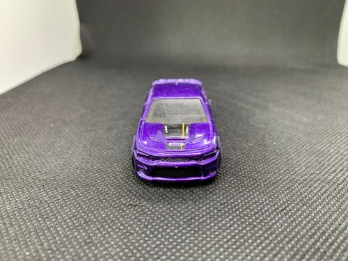 Hot Wheels - ‘15 Dodge Charger SRT - Diecast Collectible - 1:64 - USED - Picture 4 of 4