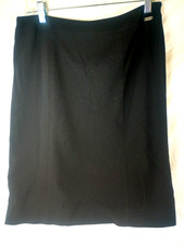 Chanel black wool skirt, size 42 US 10/11 , wool, silk lining. DS07