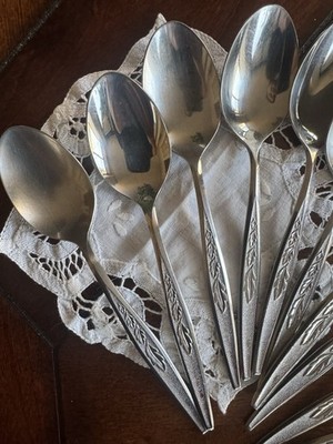 Regent Stainless Steel Spoon Set Floral Handle Pattern Glossy Silver 8 Piece