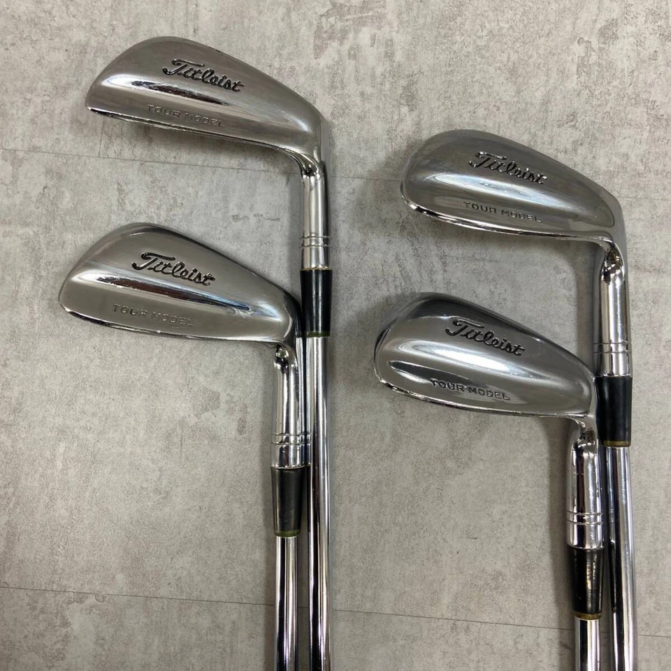 Titleist Tour Model Men s Golf Iron Set 8 Pieces  R - Image 4 of 4