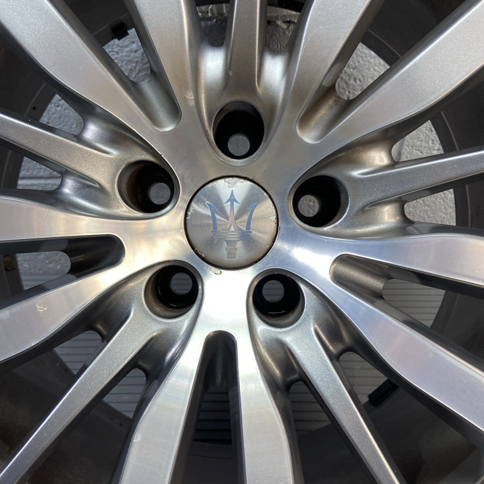 2013-2024 Maserati Ghibli M157 Rear Alloy Wheel Rim Disc 10Jx19 ET40 OEM *NOTE*