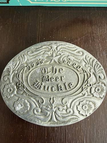 Vintage THE BEER BUCKLE BEER HOLDER BELT BUCKLE