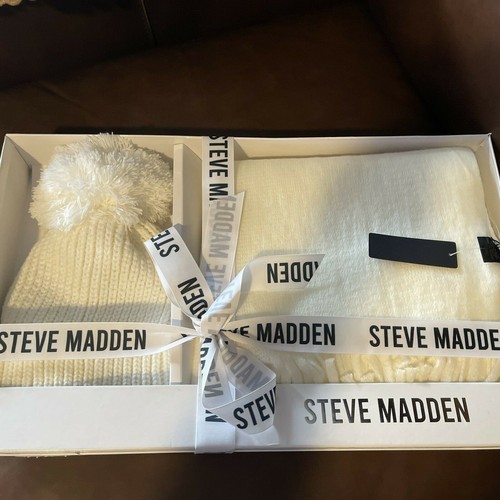 Steve Madden Woman's Hat and Scarf Gift 