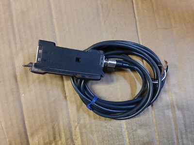Omron E3X-DA14V M8 1-KANAL FASERVERSTÄRKER FOTOSENSOR NEU IM KARTON KOSTENLOSER UK-VERSAND
