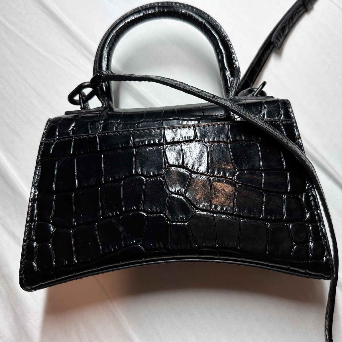 ハンドバッグ BALENCIAGA BLACK SATIN SMALL HOURGLASS HANDBAG Women's Hourglass Handbag Small in Black | Balenciaga US