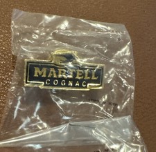 Martell Cognac Pin BIRD Swift Lapel NEW Gold ...