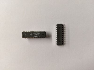 74HC574N or 74HC74
