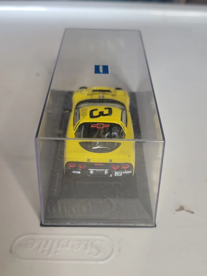 Action AC4 011403 Corvette #3 C5-R GTS DAYTONA 01 LTD ED COLLECTOR GRADE NEW - Image 4 of 4