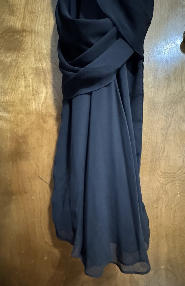 Vestido Vera Wang Blanco Talla 2 Negro Largo Completo Sin Mangas Formal Baile de graduación Dama de honor Foto 4 de 4