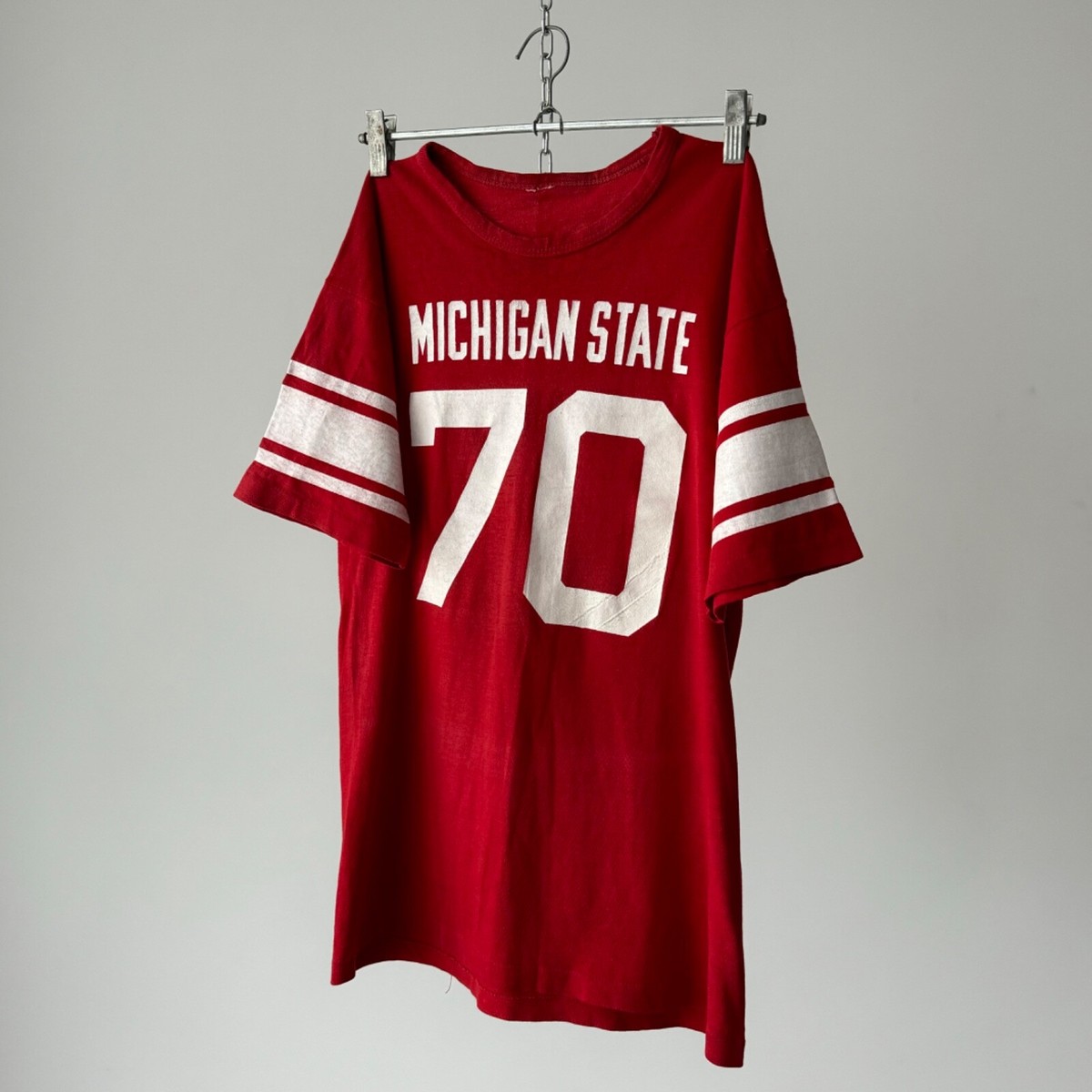 70s champion MICHIGAN STATE フットボールシャツ Vintage 1970s NCAA 'Michigan State Spartans #70 Champion Red T