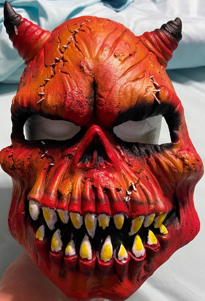 Red Devil Forum Horror Foam Latex Mask Universal Studios Costume Half NWT Scary - Image 2 of 4