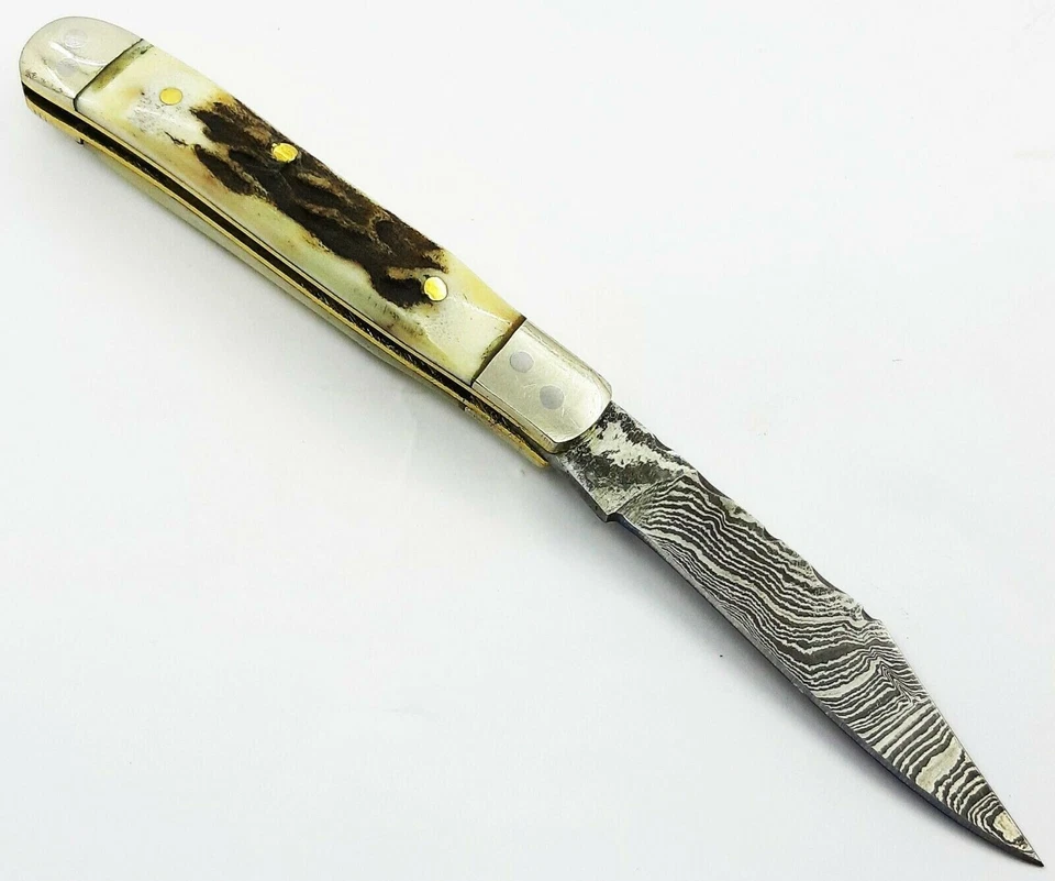 Cuchillo de bolsillo plegable mini trampero de acero Damasco forjado a mano mango de ciervo/cuerna Foto 2 de 4