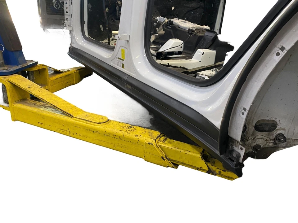 2019 PORSCHE CAYENNE 9Y0 OEM LEFT ROCKER PANEL *STRUCTURE CUT* Foto 2 de 4