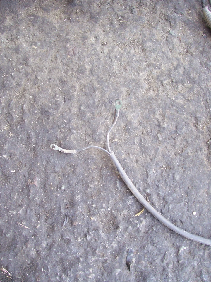 2000 CADILLAC CATERA OEM UNDER HOOD ENGINE WIRING HARNESS WIRES CONNECTOR - Image 3 of 4