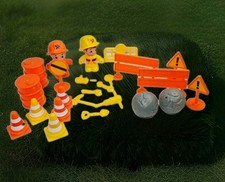 Chap Mei Construction Worker Set 2 Workers Includes 24 Pieces of Hardware