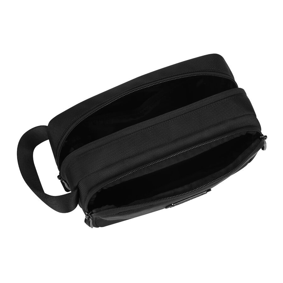 TaylorMade Players Dopp Kit - M2365201 - New 2026