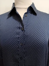 Banana Republic Parker Fit Navy Button Up 100% Polyester Shirt Size XS