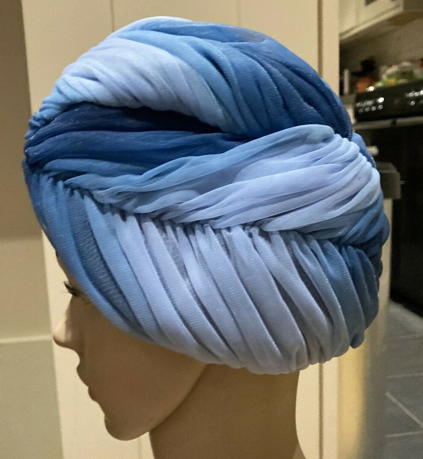 Vintage 1950s/Early 60s Shades of Blue Hat, Size Medium, VGC 7
