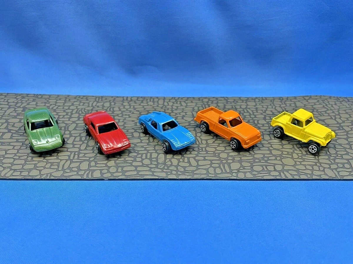 Old small hotsell metal toy cars