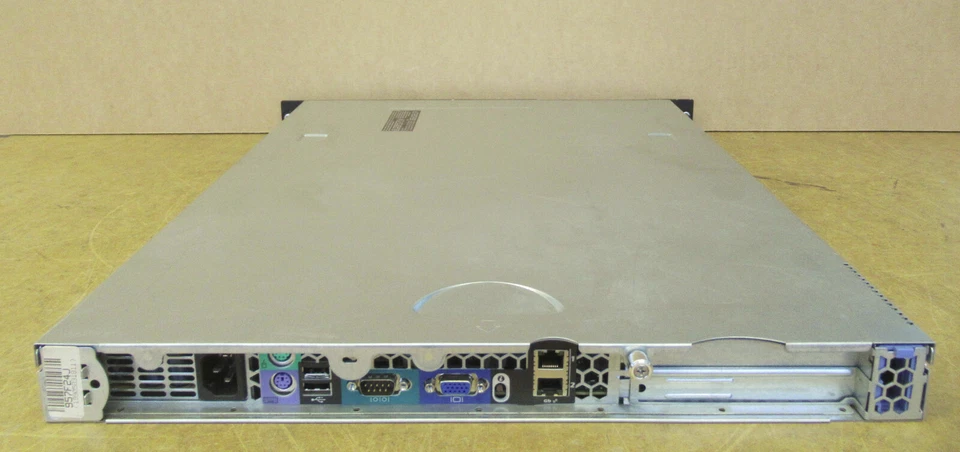 Dell PowerEdge R200 1x Xeon E3110 3GHz 160GB HDD 1GB RAM RAID DVD Server  - Image 2 of 3