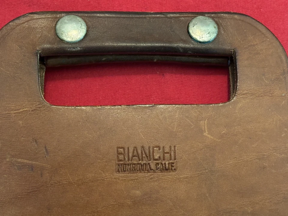 BIANCHI - ESTUCHE PORTADOR DE PROYECTILES PARA PISTOLA O ESCOPETA - DE COLECCIÓN MUY RARO Foto 3 de 4