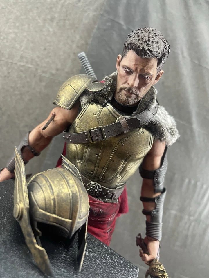 Hot Toys Gladiator Thor Ragnarok Custom (God of War Ragnarok Concept) - Image 4 of 4