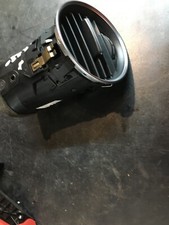 MERCEDES C220 W204  AMG 2011  LEFT HEATER VENT A2048306754