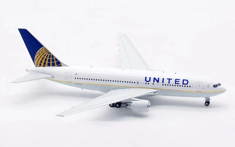 United Airlines / Boeing 767-200 / N73152 / IF762UA0525 / 1:200 - Image 3 of 4