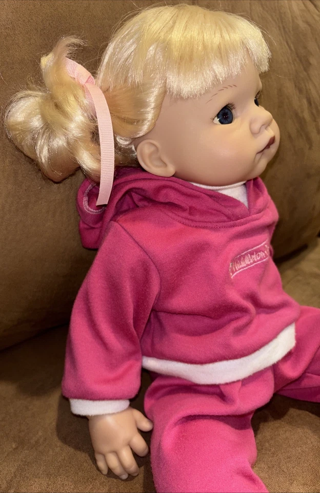 Lee Middleton Original ~ Reagan Doll ~ Blonde Pony Tails 19" Reva Schick 1998 - Image 3 of 4