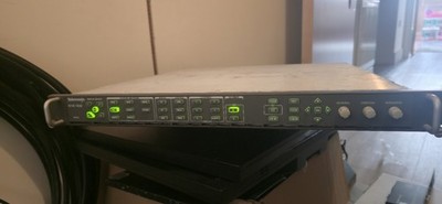 Tektronix WVR7020 Broadcast Waveform Rasterizer SDI EINGÄNGE, VGA MONITOR