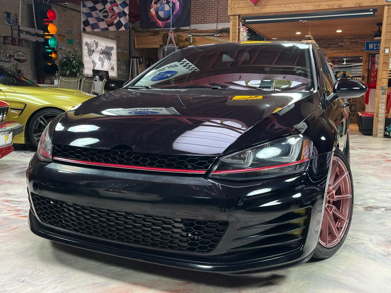 2016 Volkswagen GTI 4dr HB DSG S